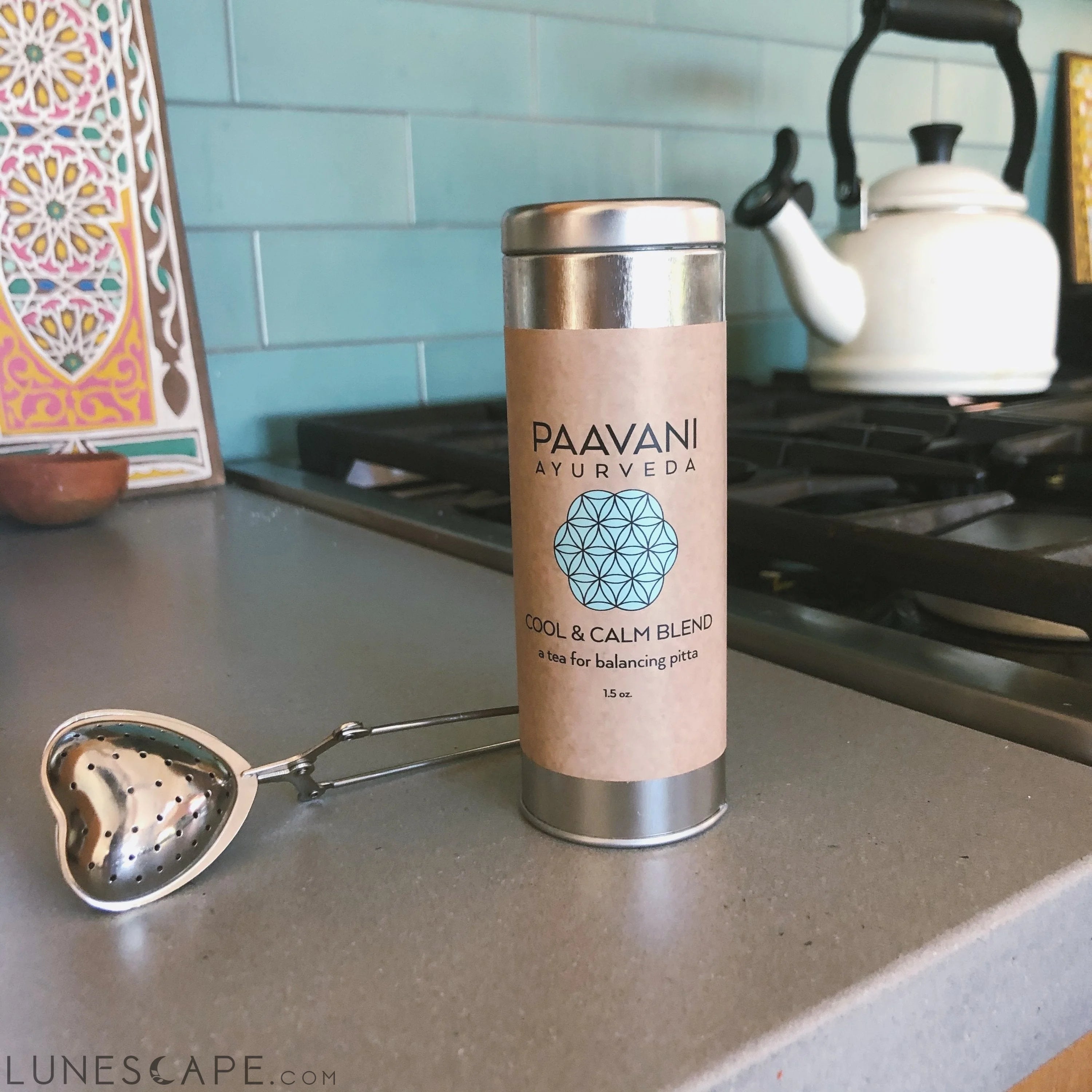 Your Herbal Tea Ritual | Organic Loose-Leaf Tea & Heart Infuser LUNESCAPE